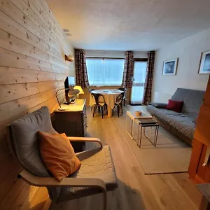 joli-et-confortable-studio.hotels-rhonealpes.com/